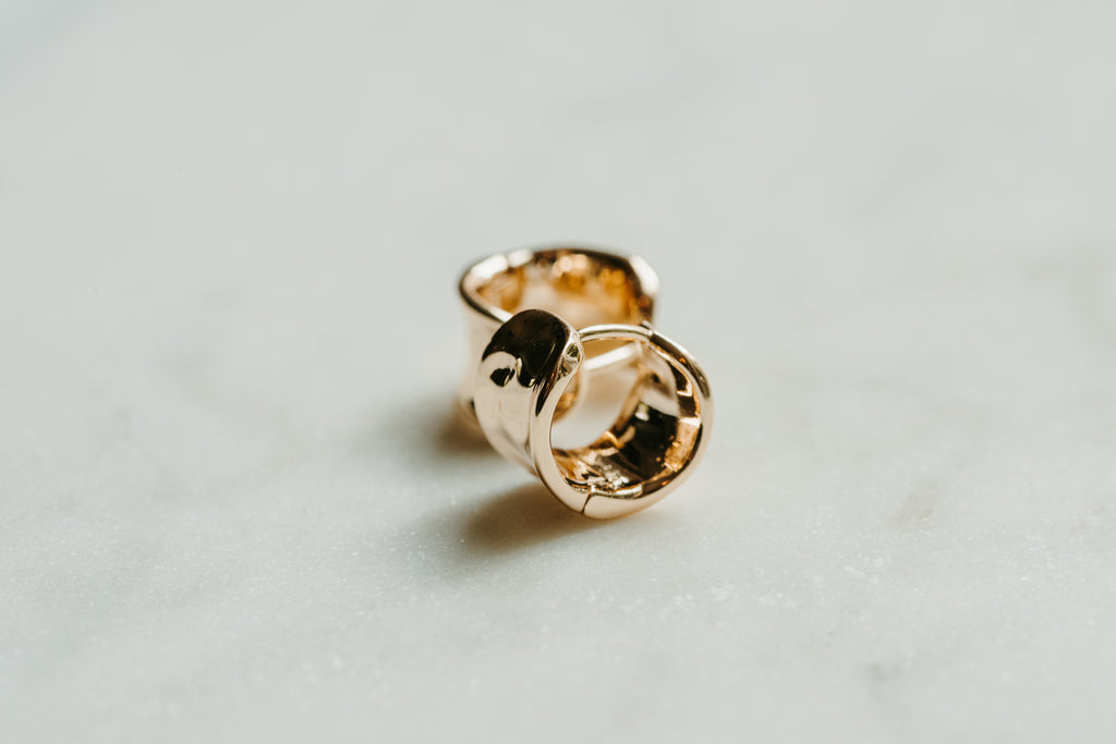 Small Chunky Huggie Earrings