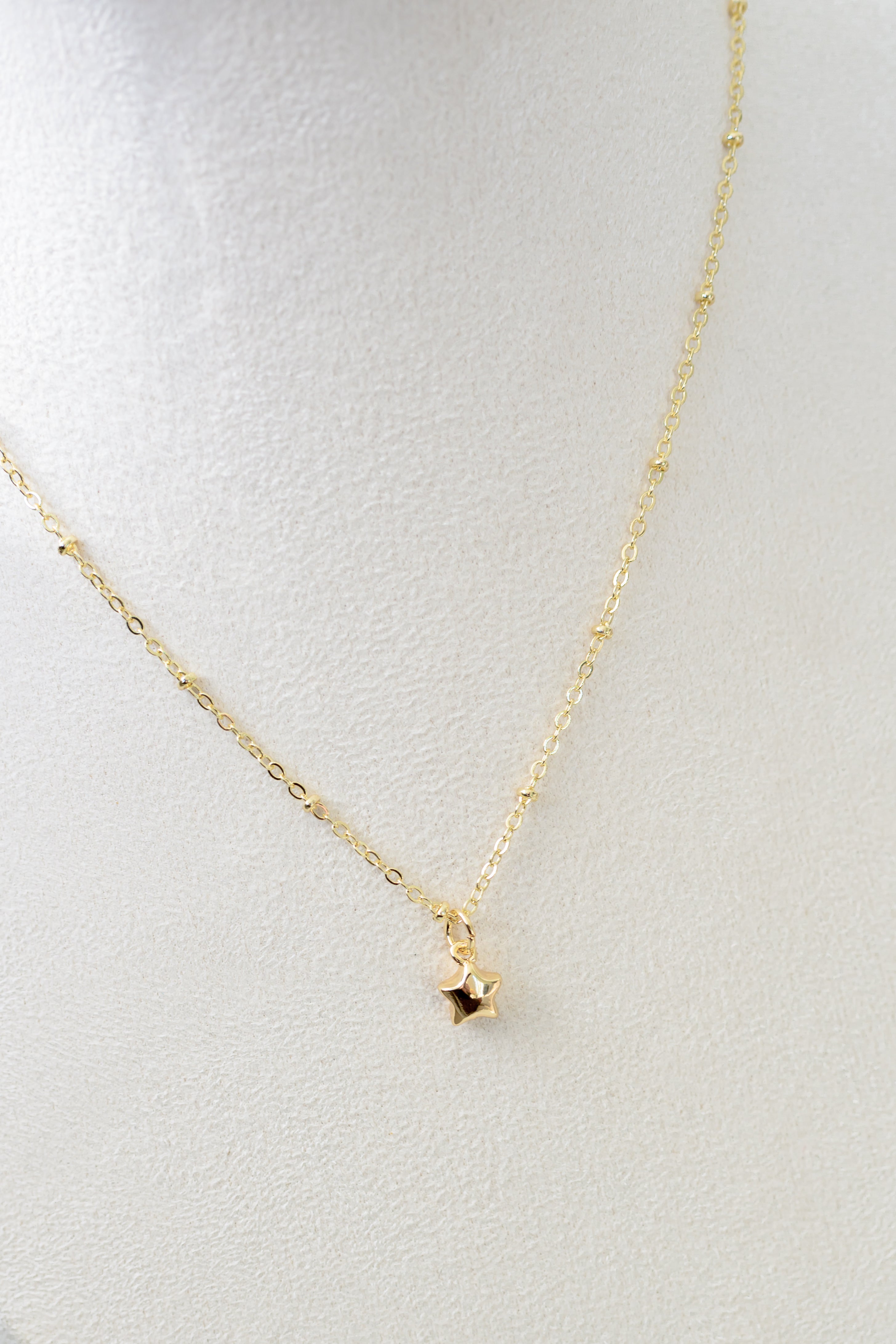 Little Puff Star Necklace